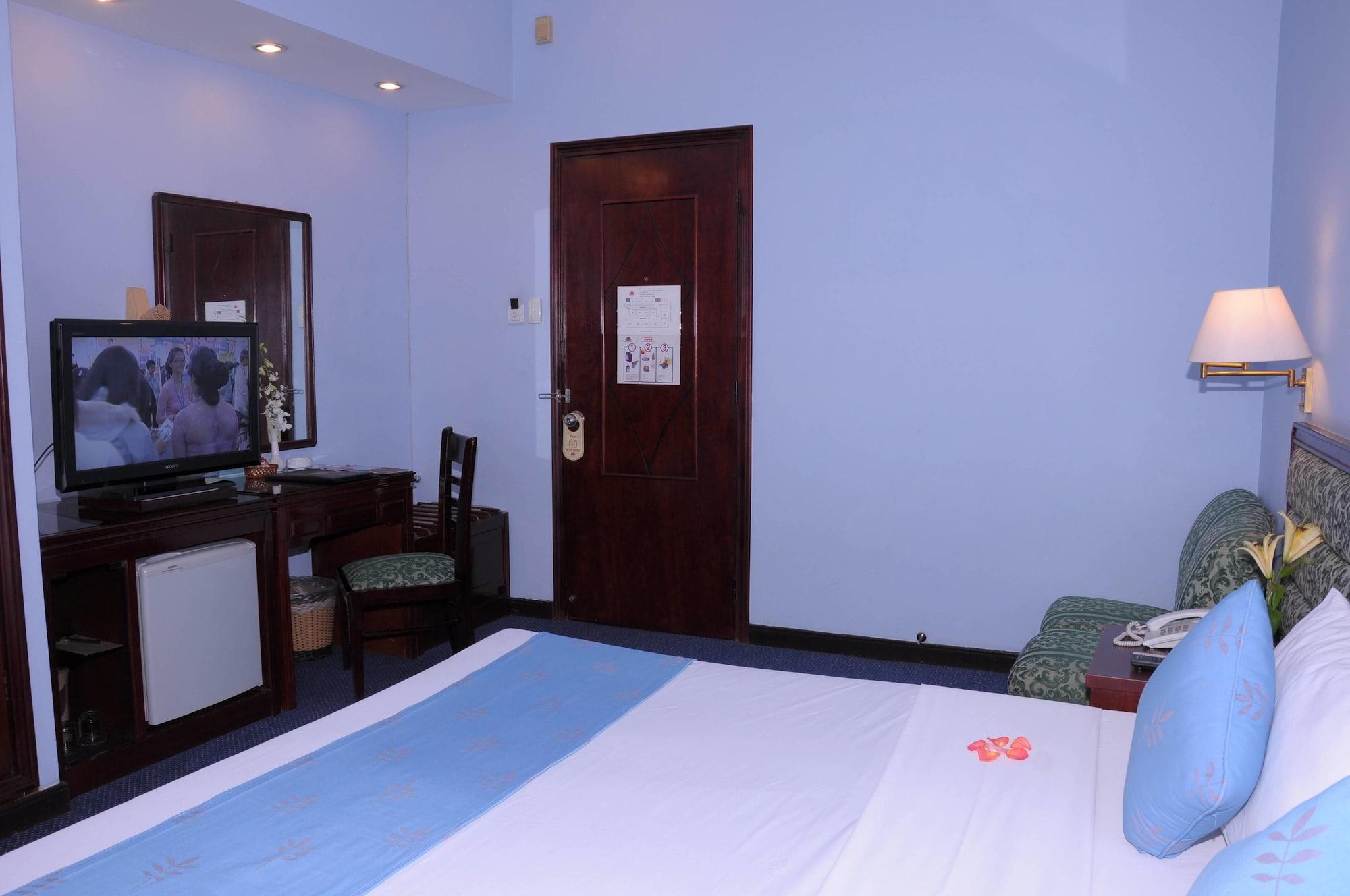 Khách Sạn Thiên Hồng Hotel TP. Hồ Chí Minh Ngoại thất bức ảnh