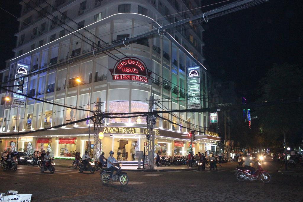 Khách Sạn Thiên Hồng Hotel TP. Hồ Chí Minh Ngoại thất bức ảnh