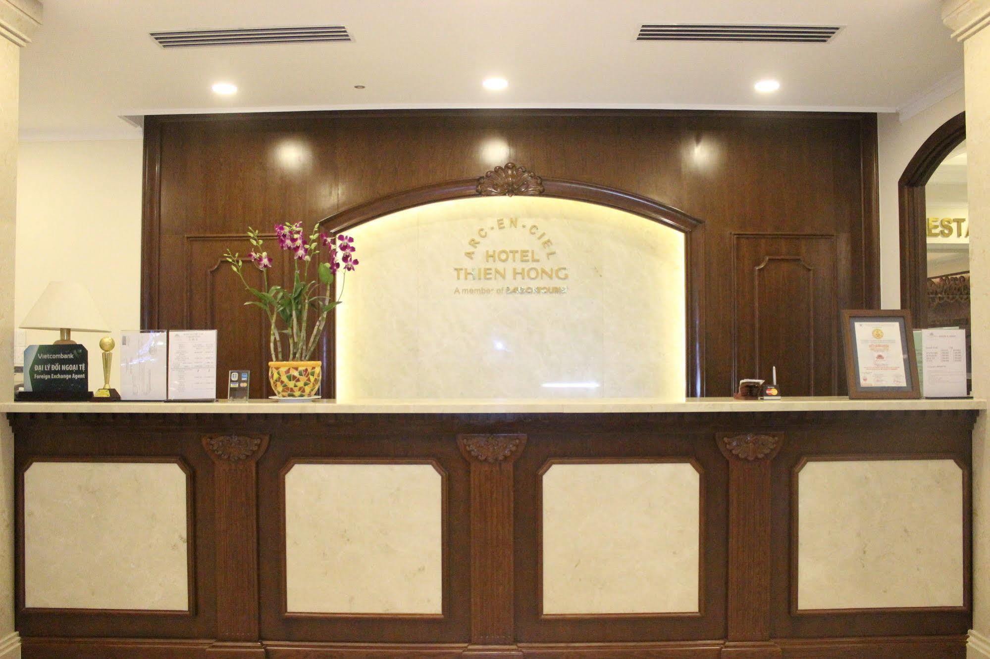 Khách Sạn Thiên Hồng Hotel TP. Hồ Chí Minh Ngoại thất bức ảnh